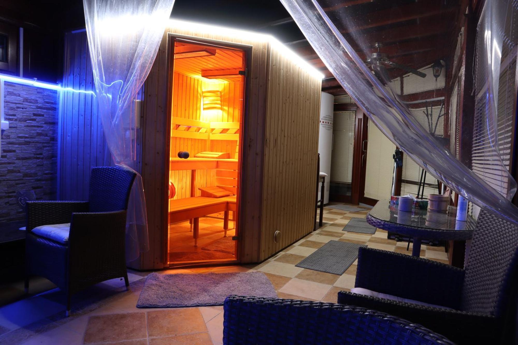 Barackos Wellness Villa Fot Bagian luar foto